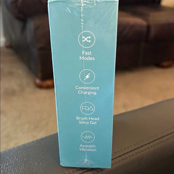 Scandinaviansmiles Electric Toothbrush, NIB - Picture 3 of 3